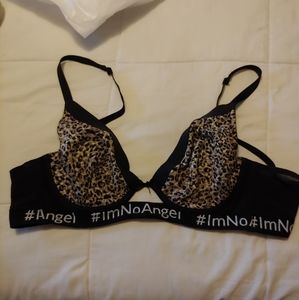 42C Cacique plunging unlined bra